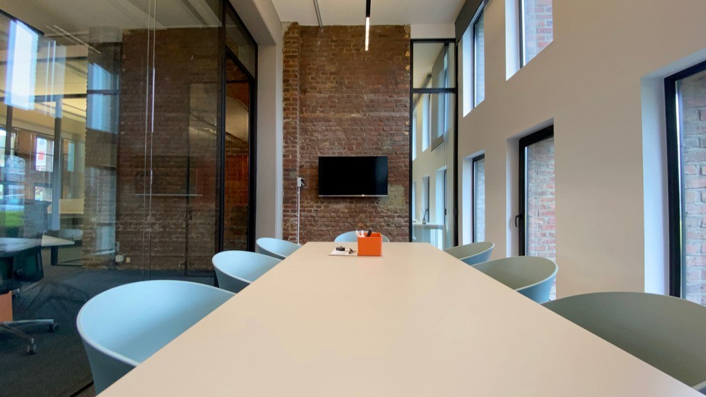 Prachtig ingerichte loftkantoren te koop in Kortrijk