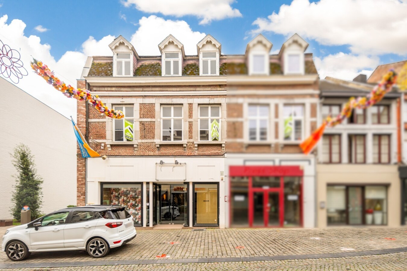 Te koop | Met Optie / reservatie commerciële winkel - Tongeren