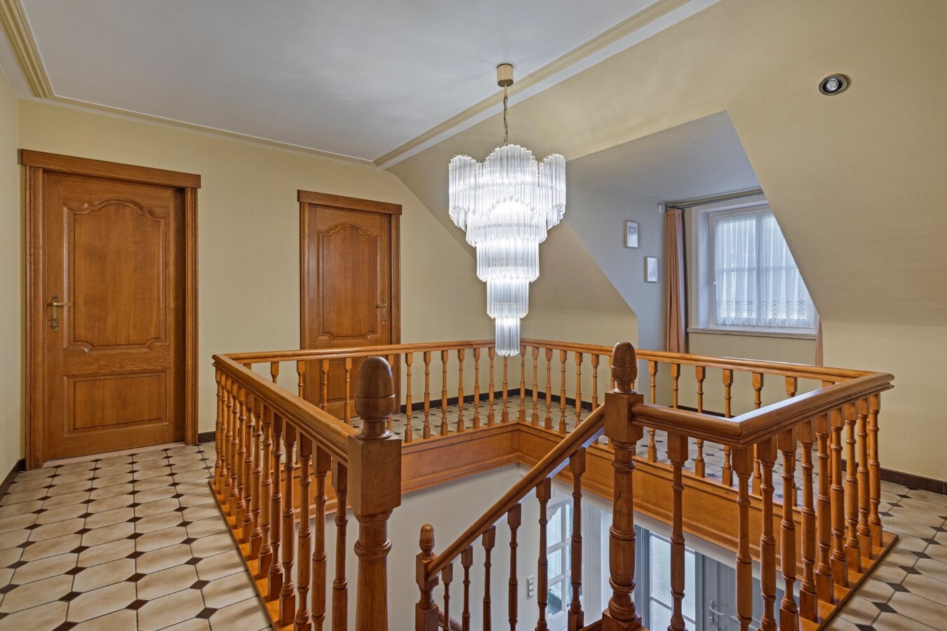 Prachtige villa op toplocatie in uitstekende staat van onderhoud 