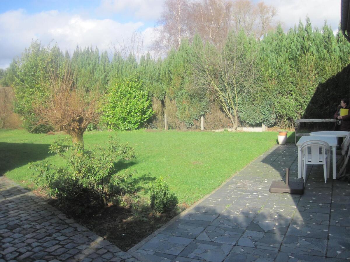 Tijdloze villa in rustige straat. Groene omgeving én toch overal vlakbij. 