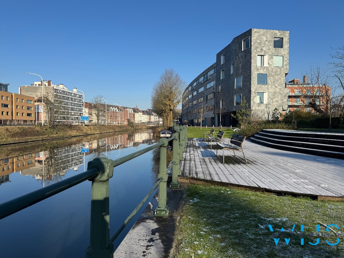 Opbrengsteigendom met 6 slaapkamers op toplocatie in centrum Gent! 