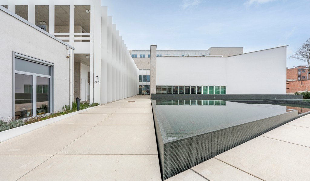 Volledig ingerichte kantoren te huur in renovatieproject Papyrus in Antwerpen