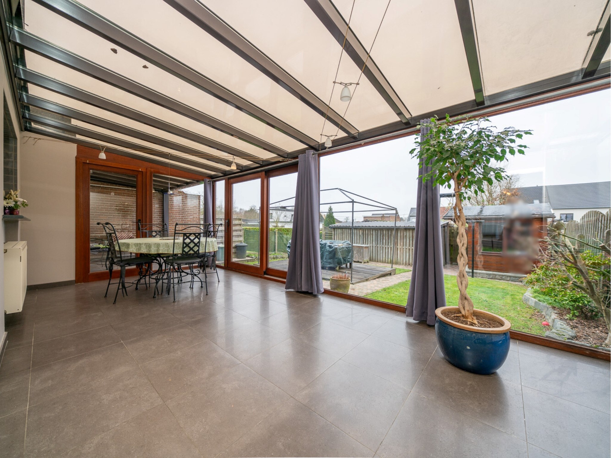 Instapklare woning met 3 kamers, terras en tuin 