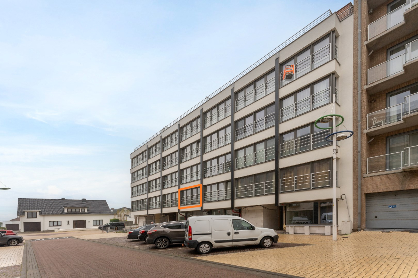 Te renoveren 2 slaapkamer appartement 