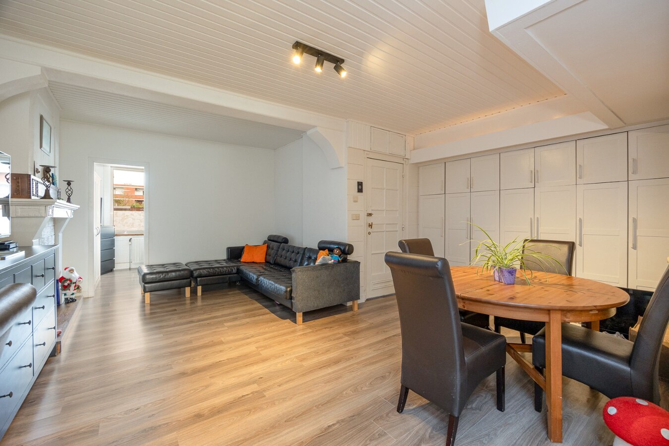 Tof glvl appt met tuin nabij centrum Wilrijk! 