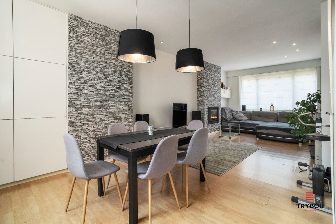 Centraal gelegen halfopen woning te Bavikhove 