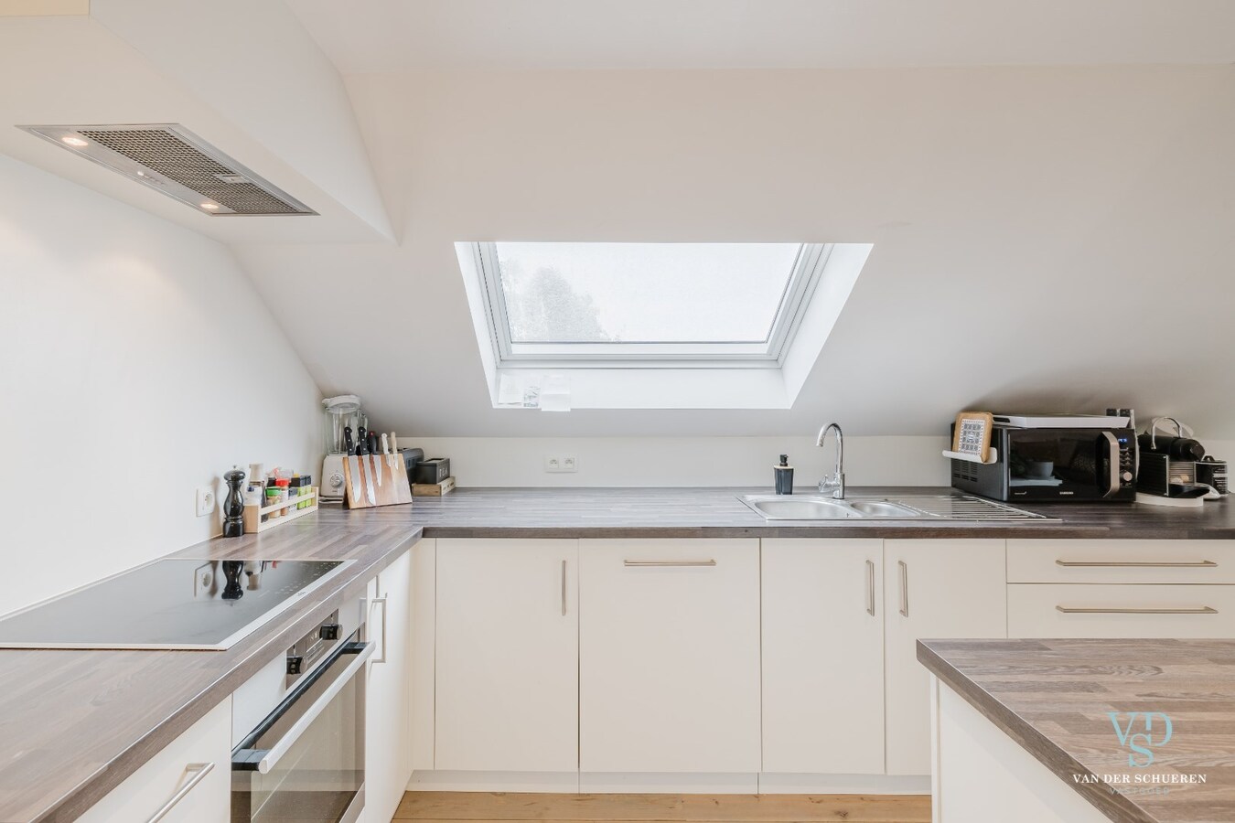 Praktisch 1-slpk-appartement te Dikkelvenne 