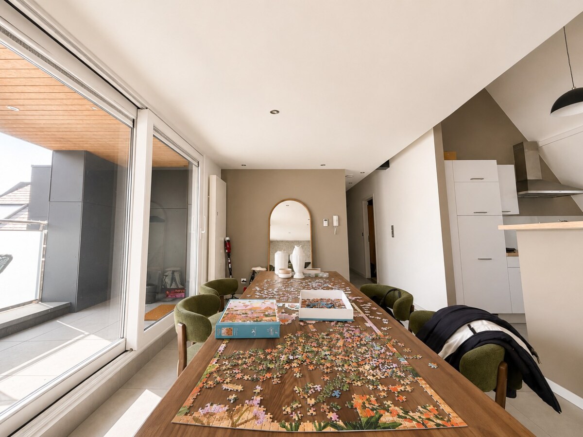 Magnifique appartement 2 chambres avec terrasse en bord de Quai ! 