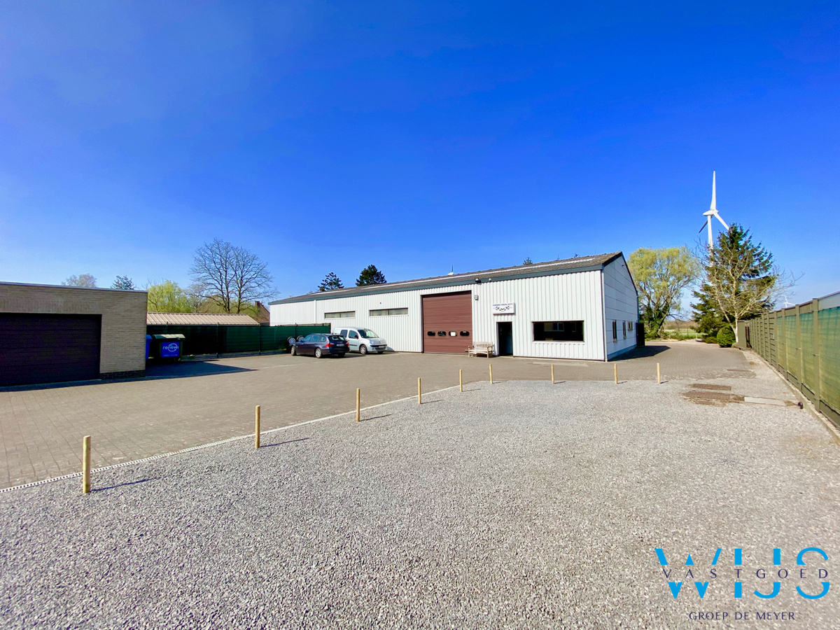 Multifunctionele bedrijfsruimte/ garage met bijhorende woning 
