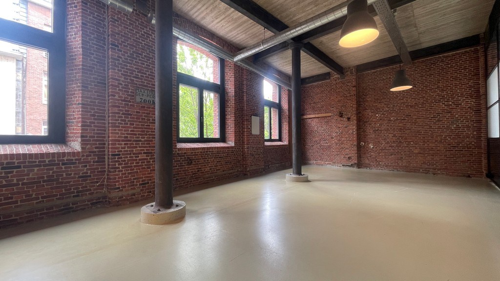 Uniek loftkantoor te huur nabij 't Eilandje in Antwerpen