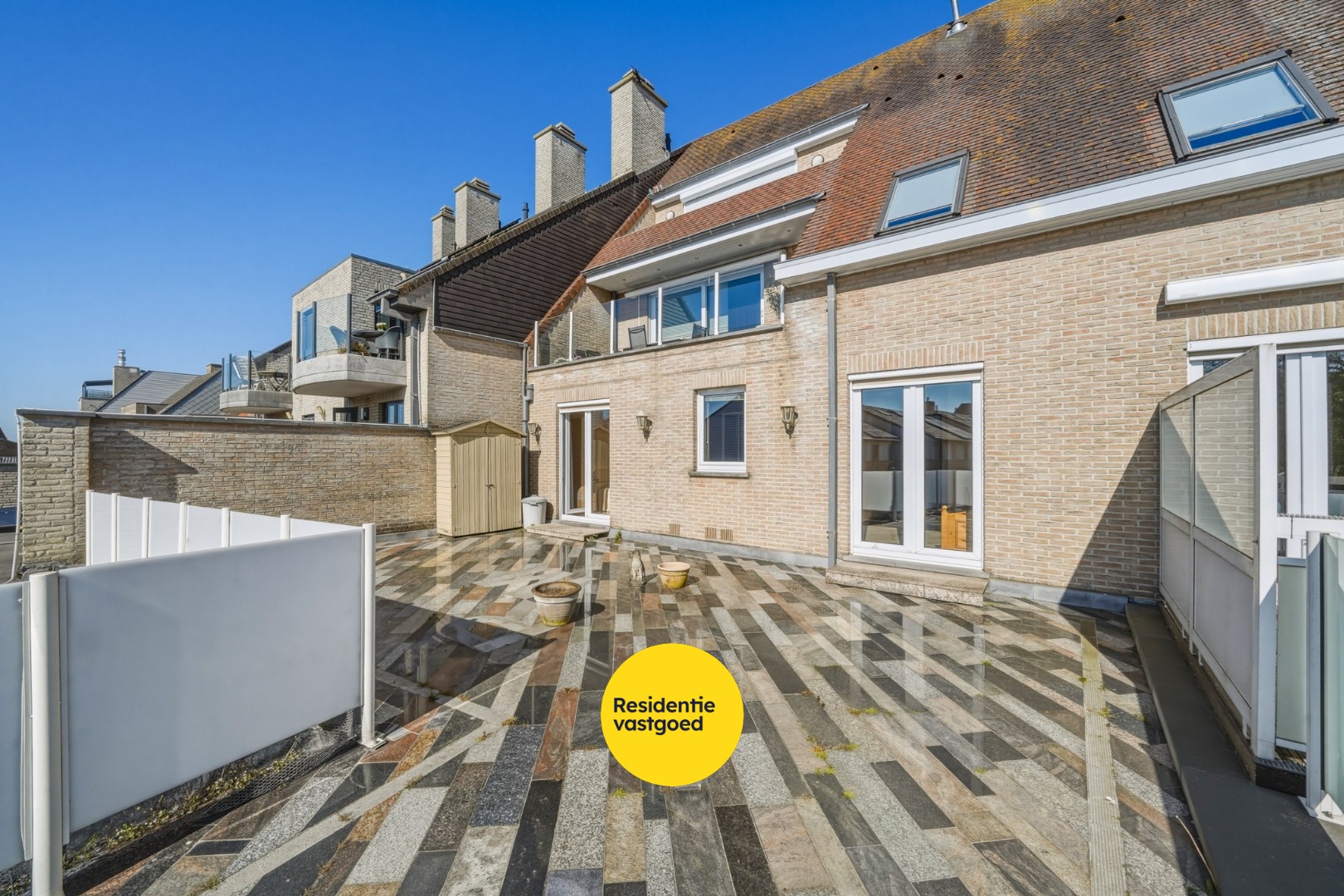 Instapklaar appartement met 2 slaapkamers en terras van 63 m² 