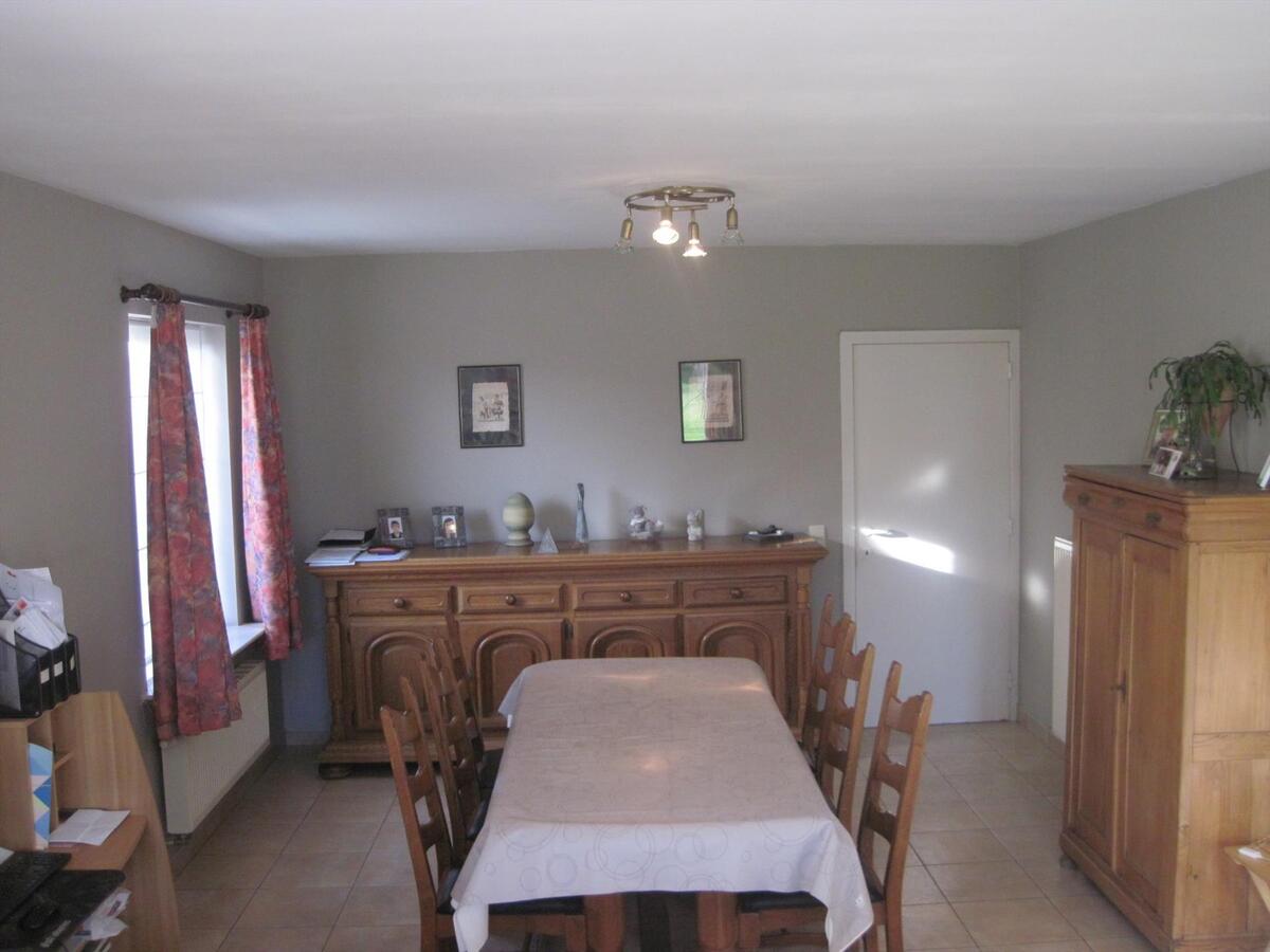 Tijdloze Half Open Bebouwing - rustig &amp; centraal gelegen ! 