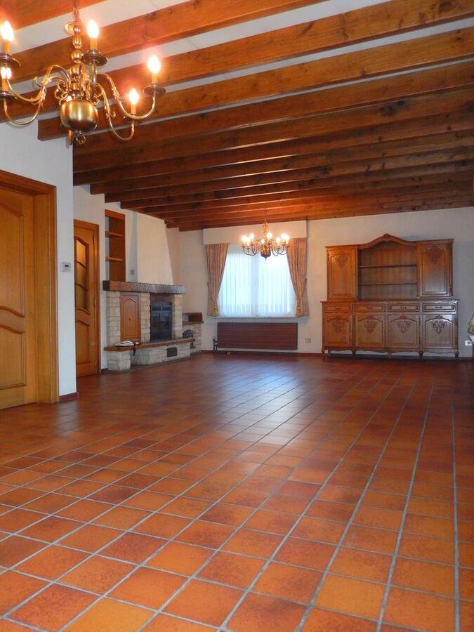 Bungalow met 3 slaapkamers en een zonnige tuin 