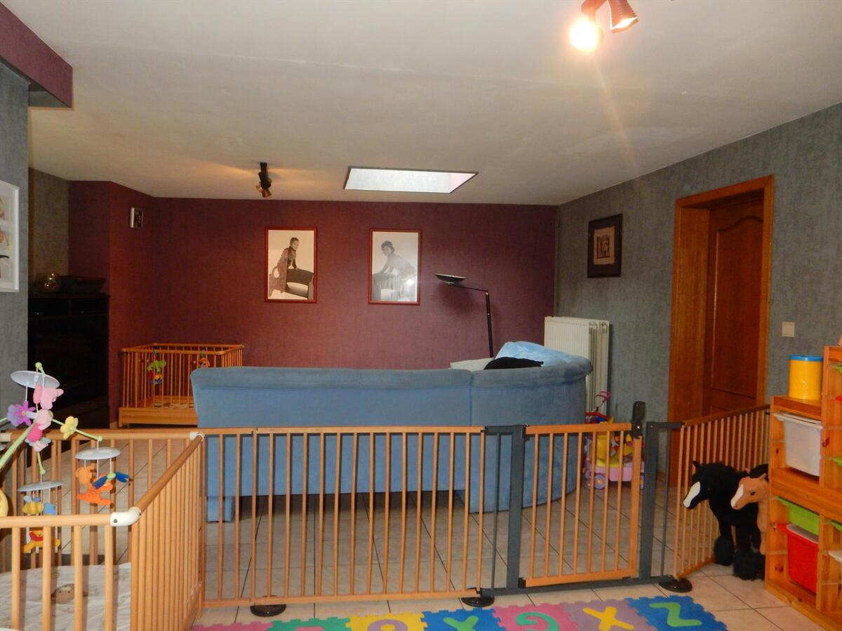 Ruime woning in centrum Jabbeke 