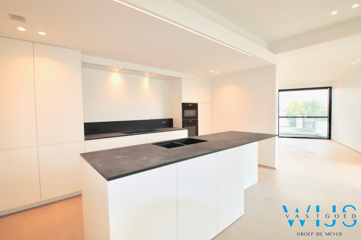 FENOMENAAL appartement met hoge afwerking te KLUIZEN ! 