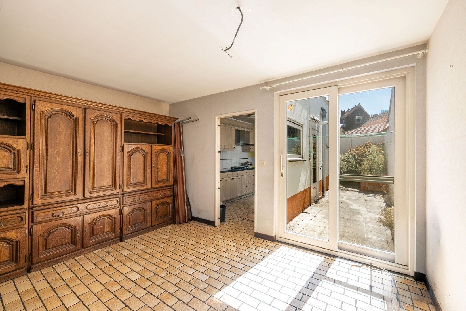 Karaktervolle stadswoning met 4 slaapkamers nabij Makelaarspark en de Gentse dokken 