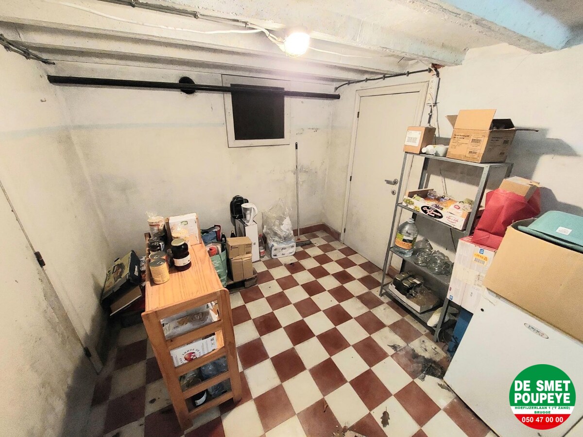 Alleenstaande villa op mooi perceel grond 