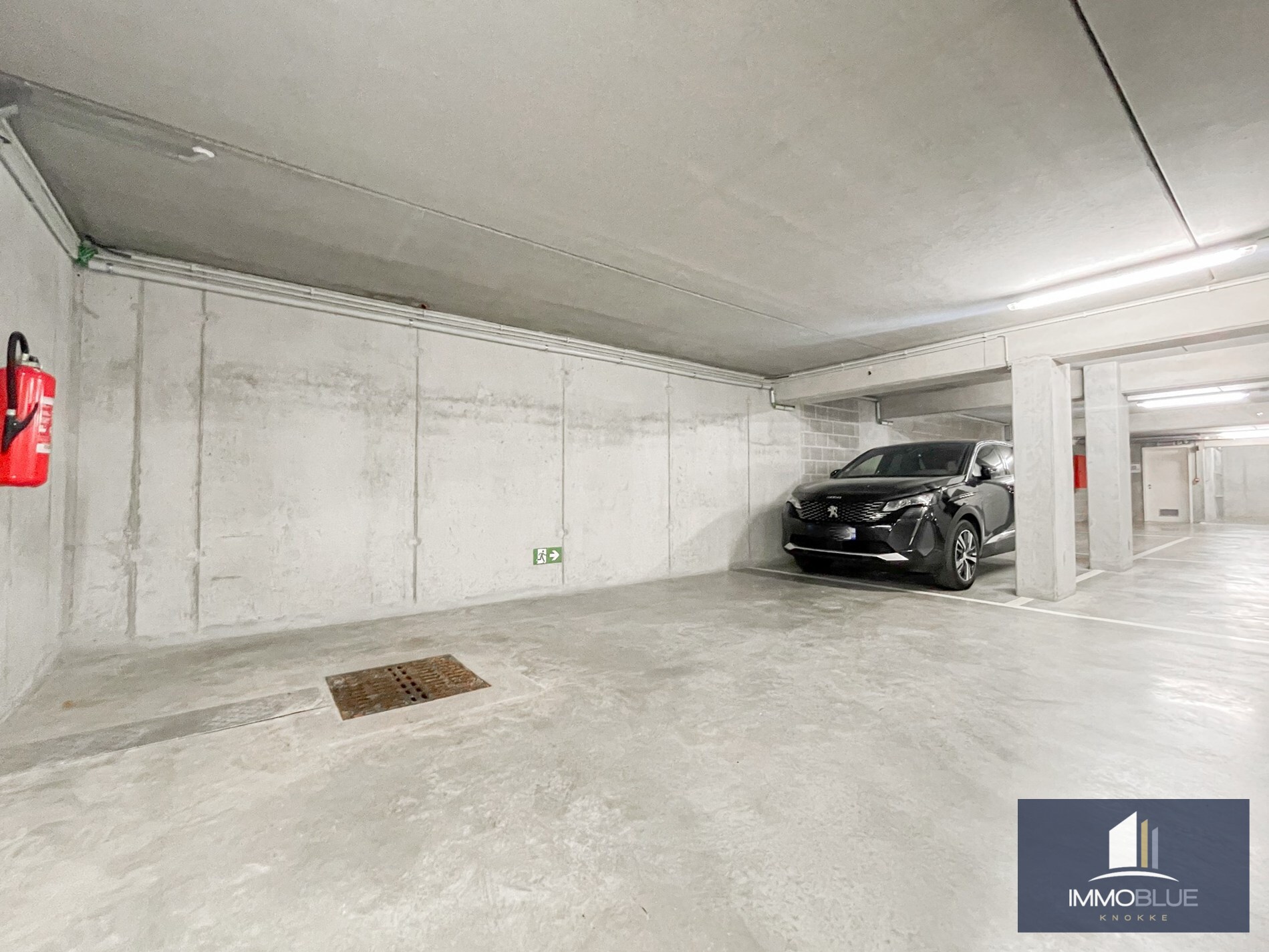 Subliem smaakvol ingericht hoek appartement gelegen in een recente residentie. 