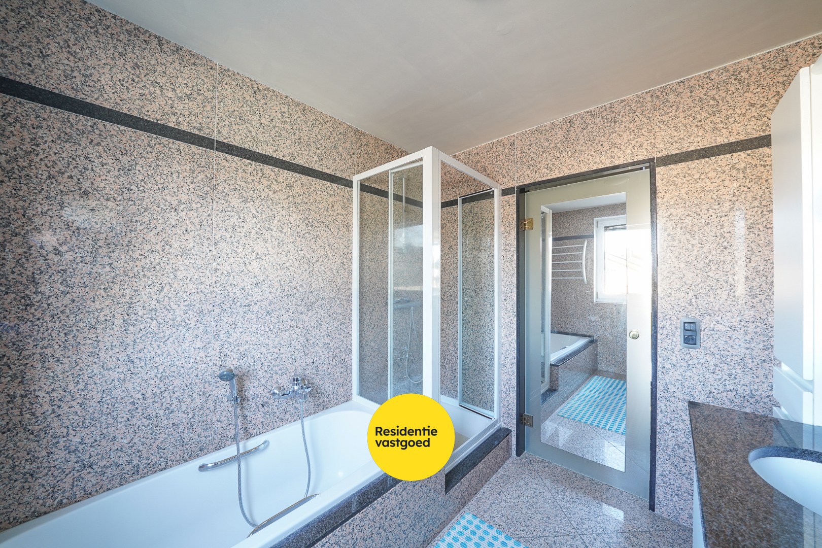 Instapklaar appartement met 2 slaapkamers en terras van 63 m² 