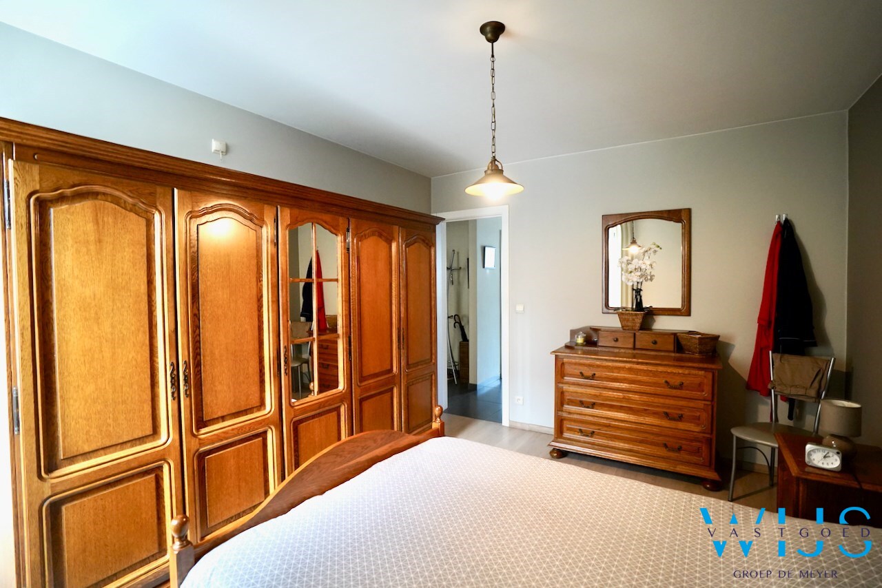 Gelijkvloers appartement met 2 slaapkamers te Zelzate ! 