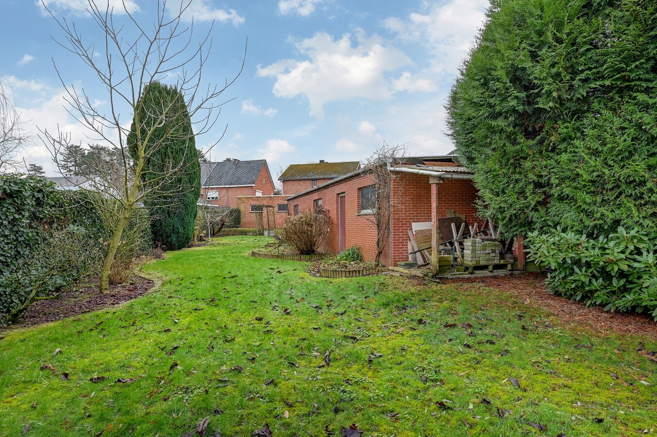 Open bebouwing met 4 slaapkamers in het centrum van Heusden 