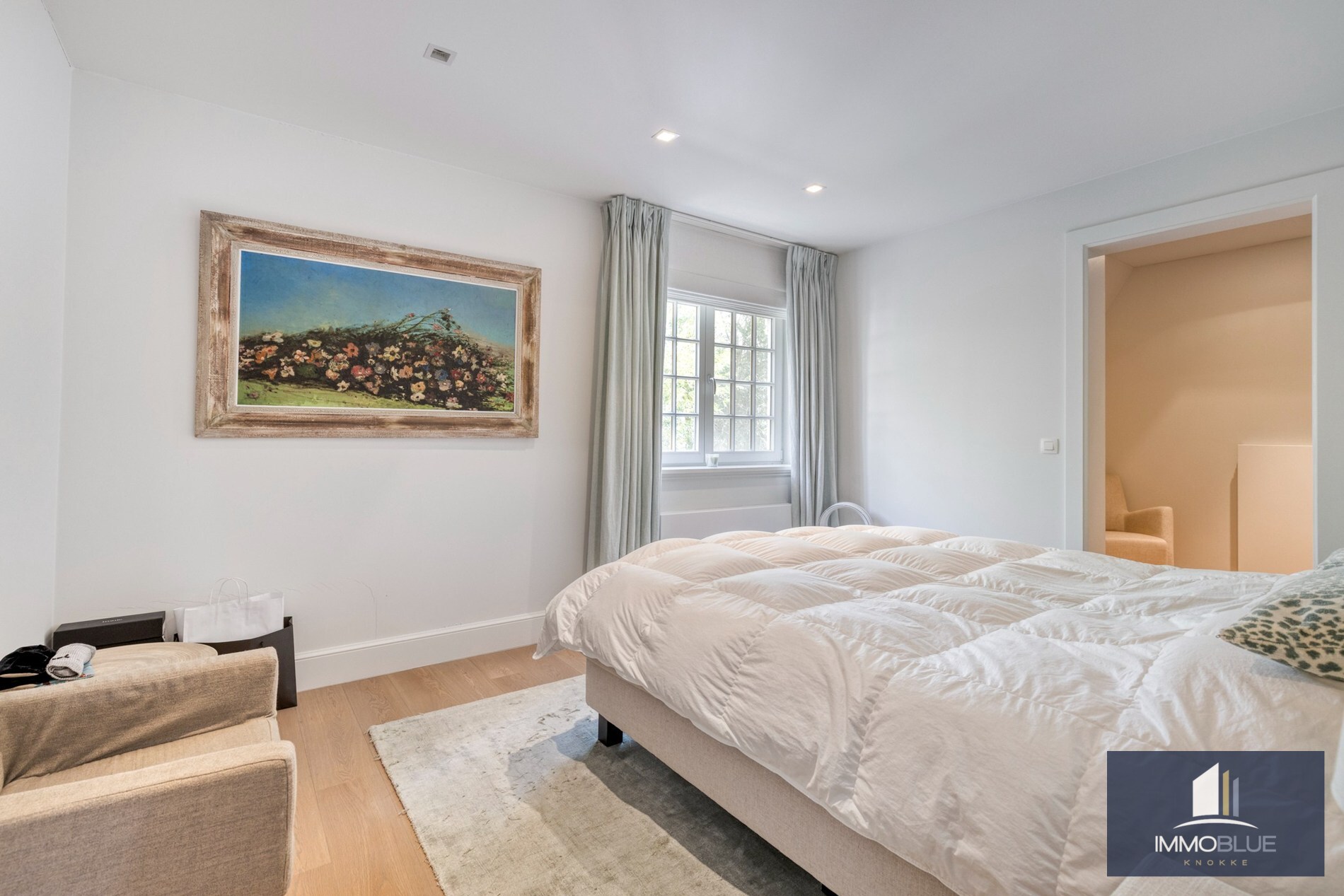 Luxueuze en stijlvolle villa in Engelse Cottage stijl met verwarmd zwembad gelegen in het Zoute. 