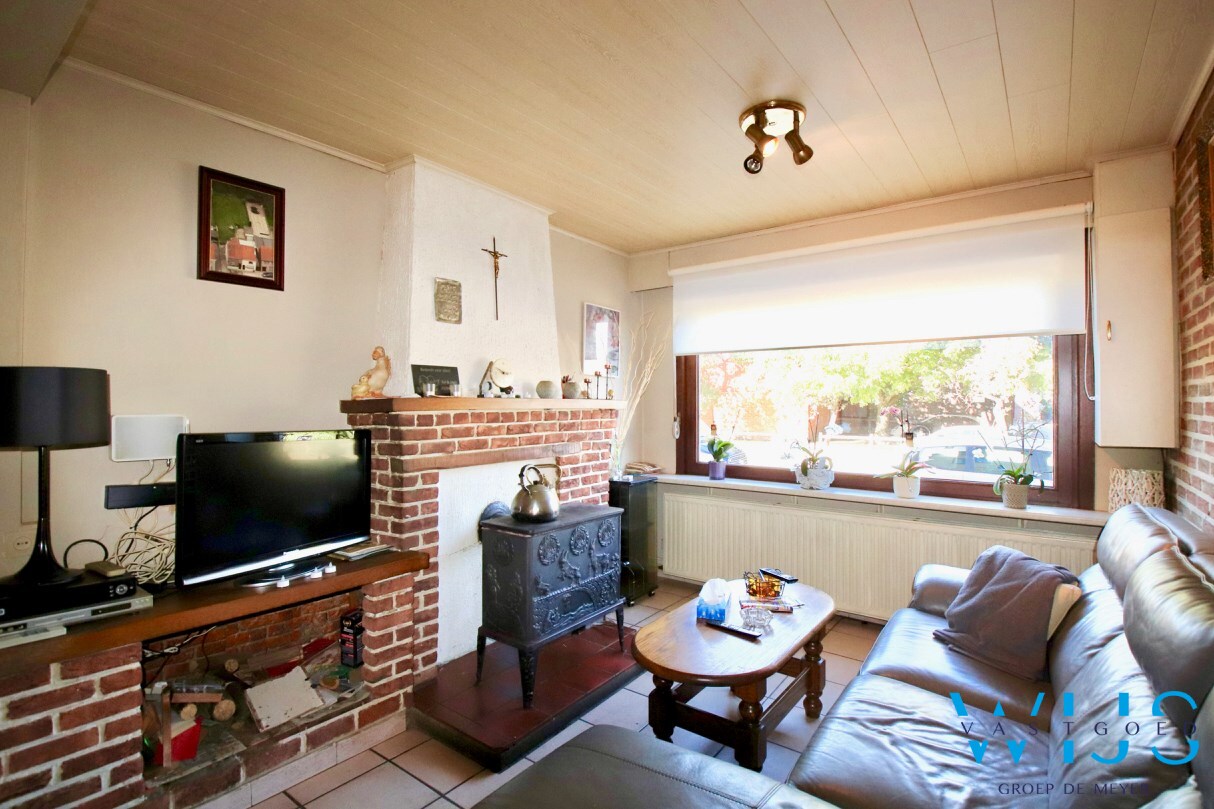 Toffe halfopen bebouwing op 464m² te Rieme/ Ertvelde ! 