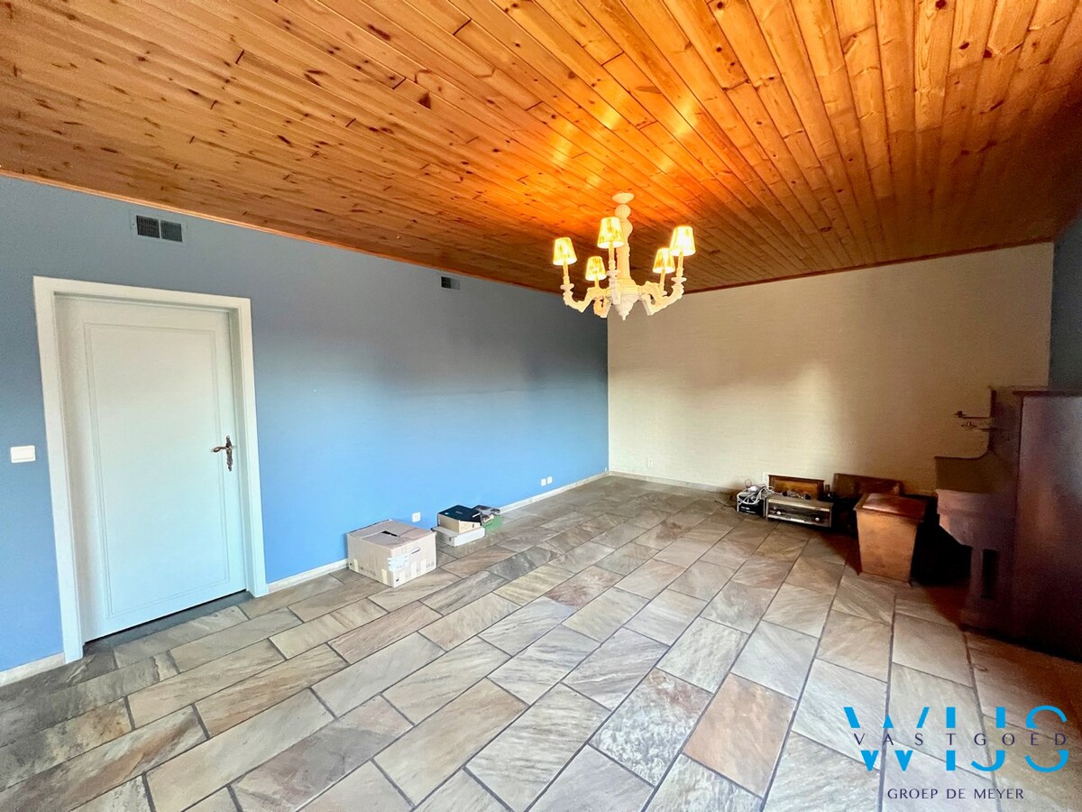 Instapklaar en gezellig woonhuis in hartje Ertvelde ! 