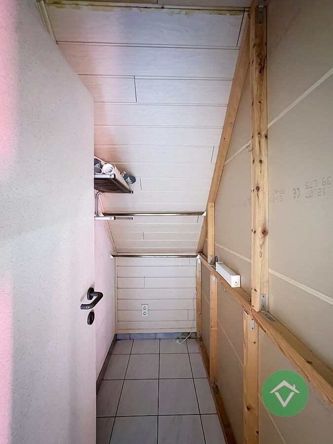 Ruime open bebouwing te huur in Eernegem 