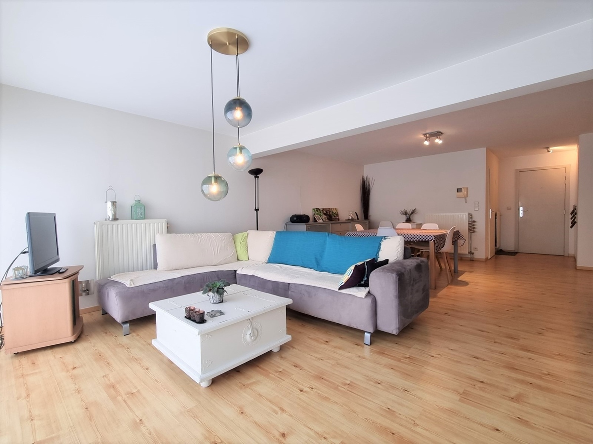 Mooi &amp; lichtrijk appartement in het centrum 