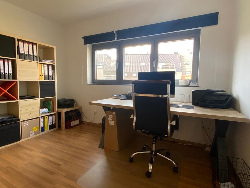 Ruime woning met tuin, 3 slaapkamers  - gelegen in het centrum van Heusden-Zolder 