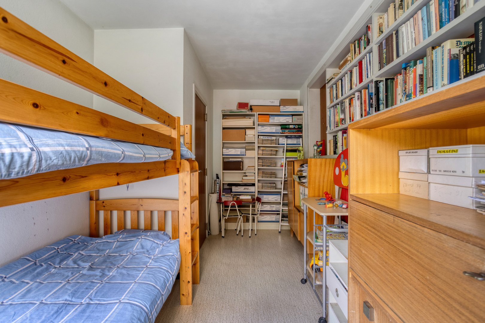 WONING met 3 slaapkamers en garage op 1.465 m² – 1640 SINT-GENESIUS-RODE 
