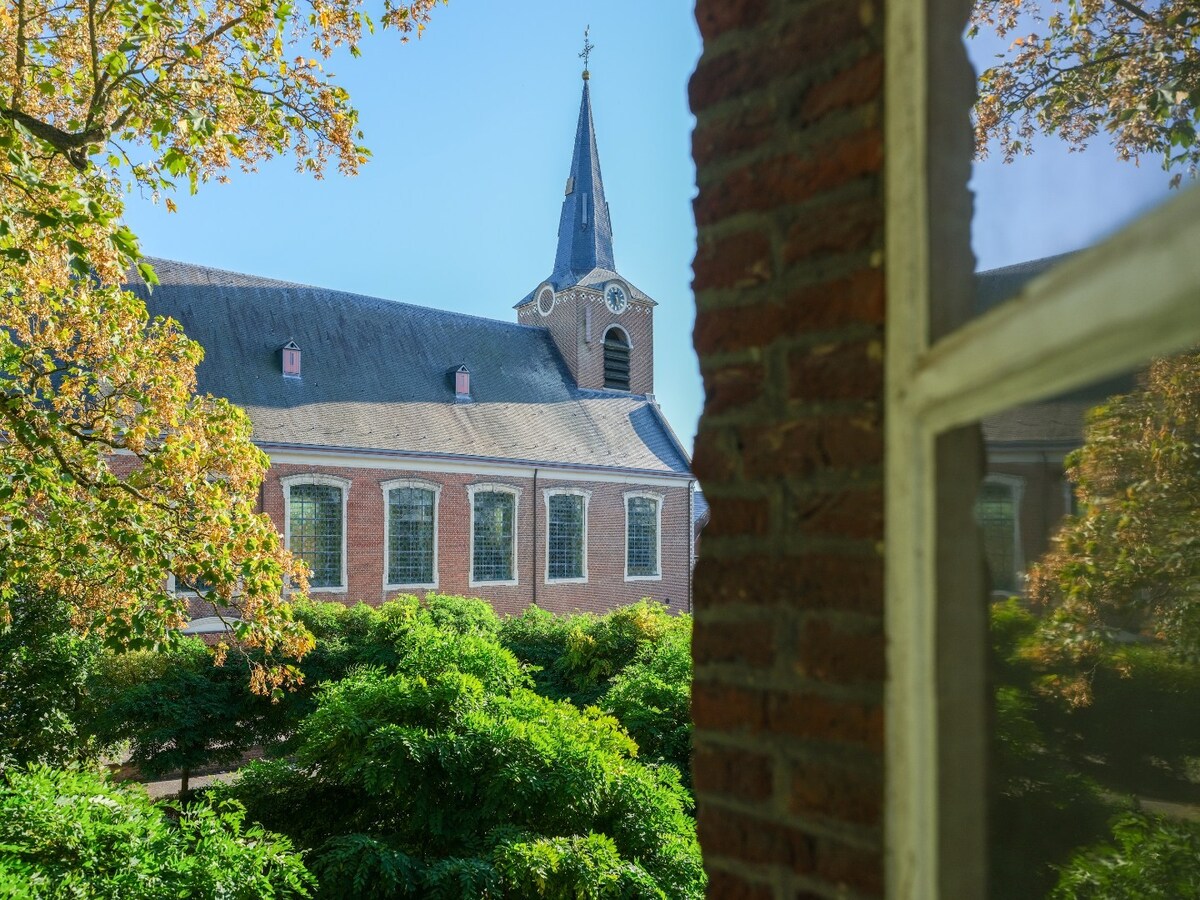 UNIEKE opportuniteit - Voormalige pastorie te Geetbets. 