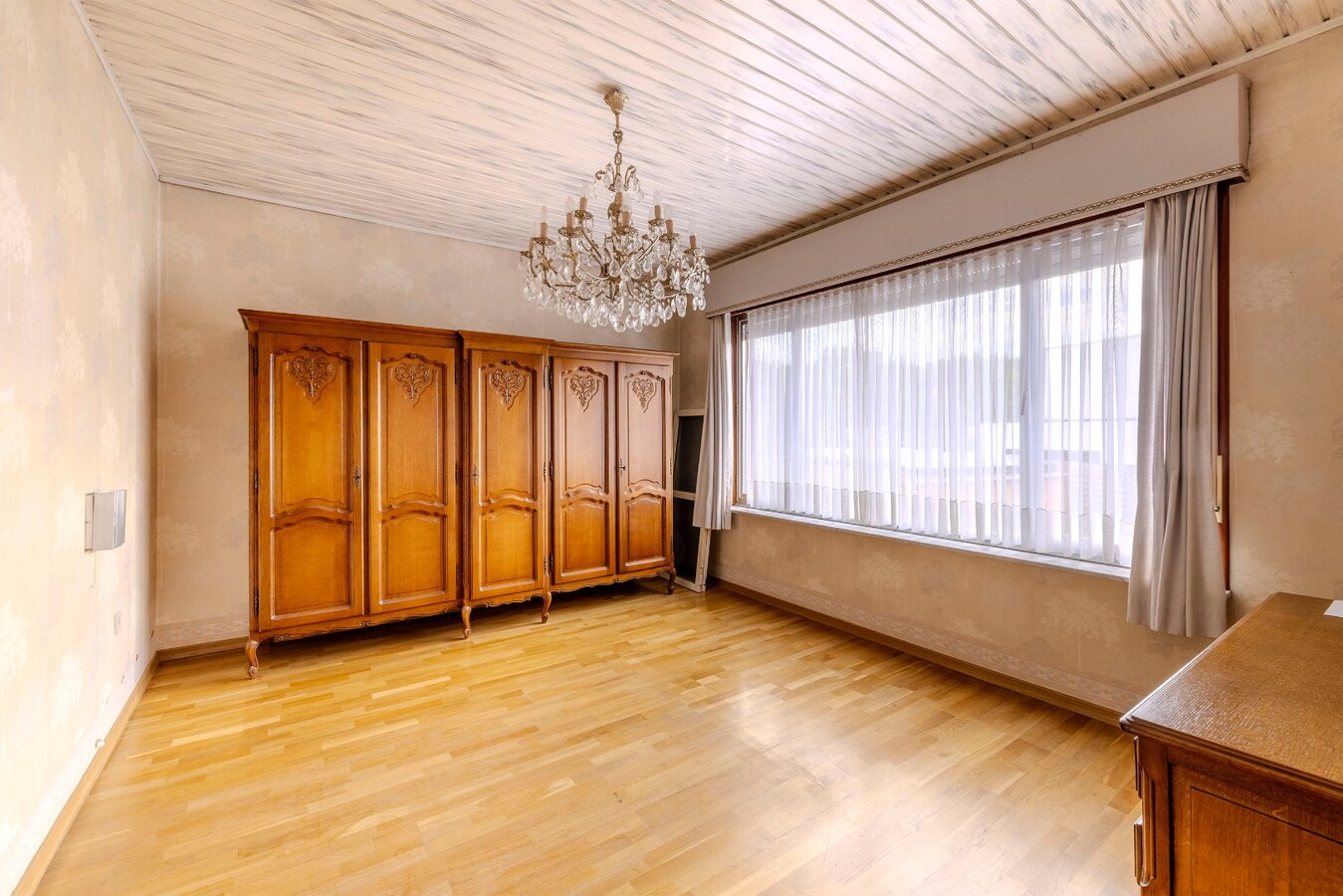 Ruime gezinswoning met 4 slpks op 568 m² 