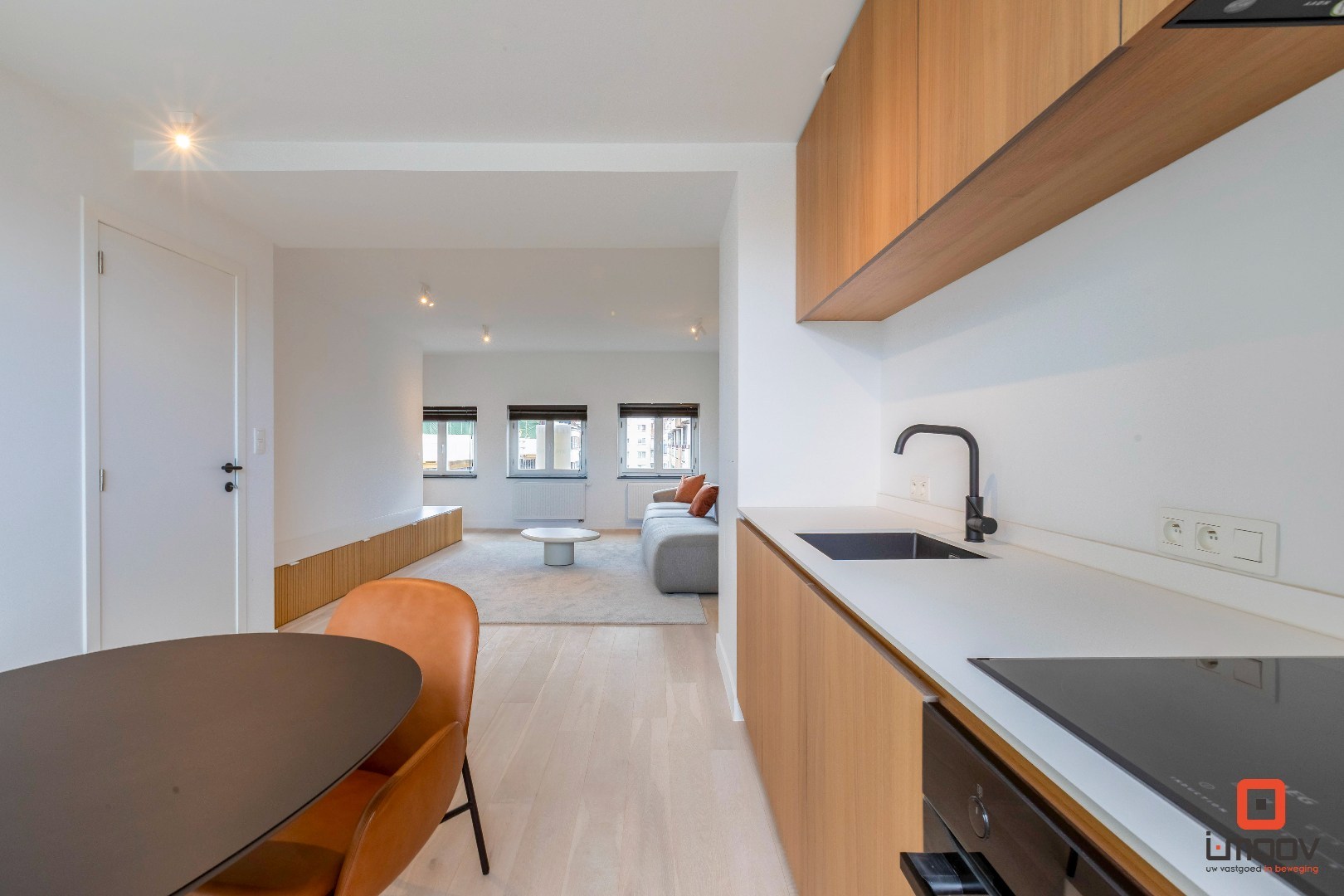 Luxueuze tweeslaapkamer duplex met terras en hoogwaardige afwerking in Oostende 