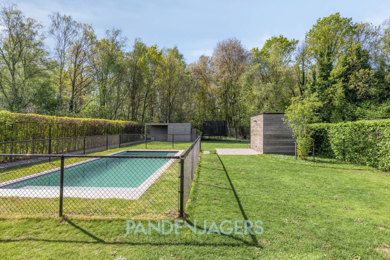 Recente woning (2018) met zwembad te Duffel 