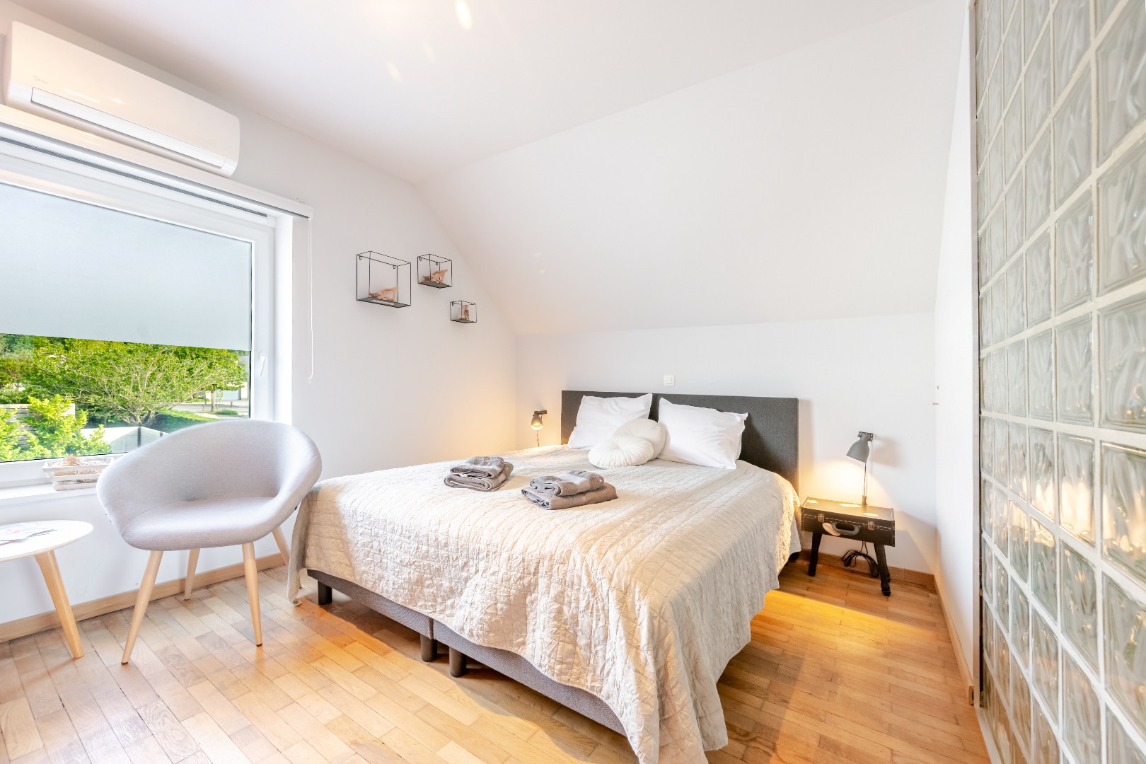 Energiezuinige villa met exclusieve wellness en polyvalent bijgebouw in Oostende 