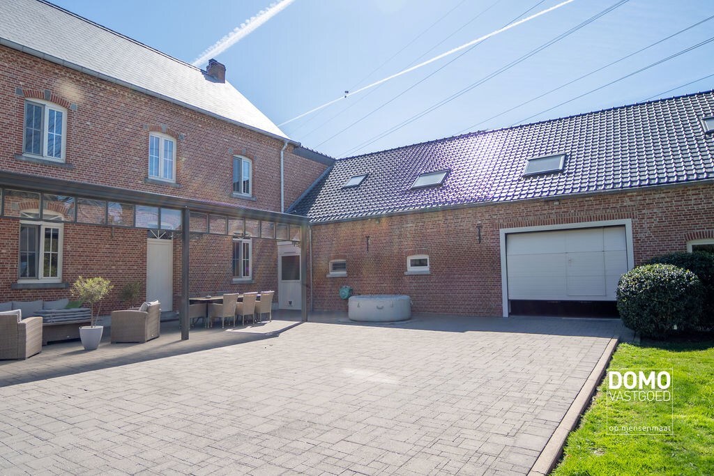 Ruime gerenoveerde woning met voldoende ruimte en tal van mogelijkheden 