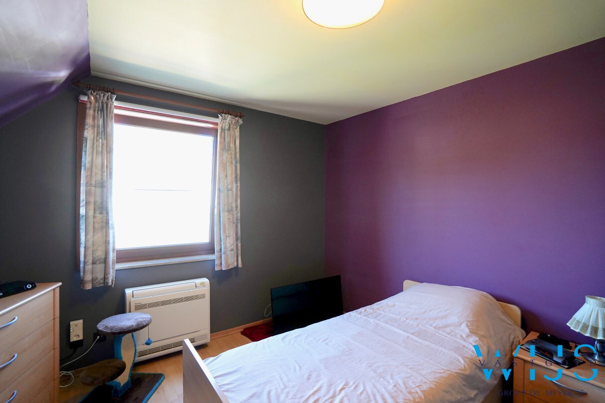 INSTAPKLAAR woonhuis op 523m² in woonwijk te Boekhoute ! 