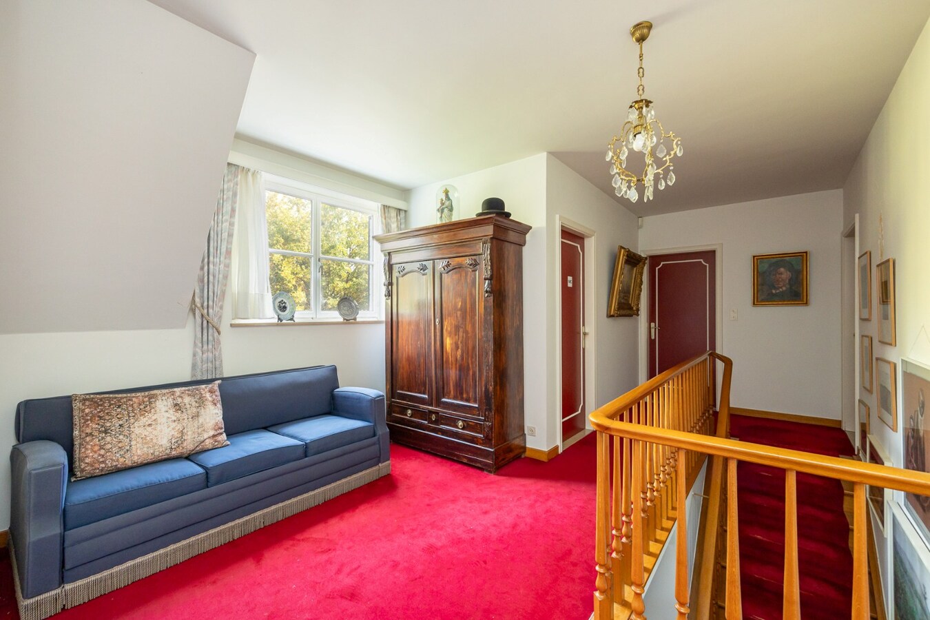 Klassieke villa op een perceel van 3.890 m² met een straatbreedte van 40 meter en Zuid-Oriëntatie te Schilde 