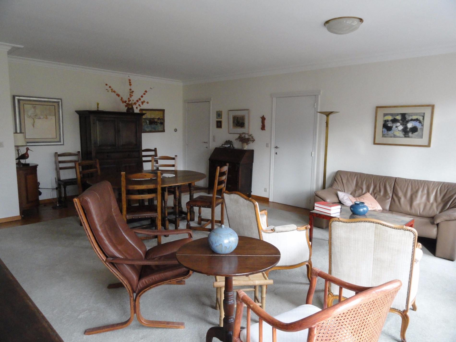 Groot lichtrijk appartement met zicht op Augustijnenrei 