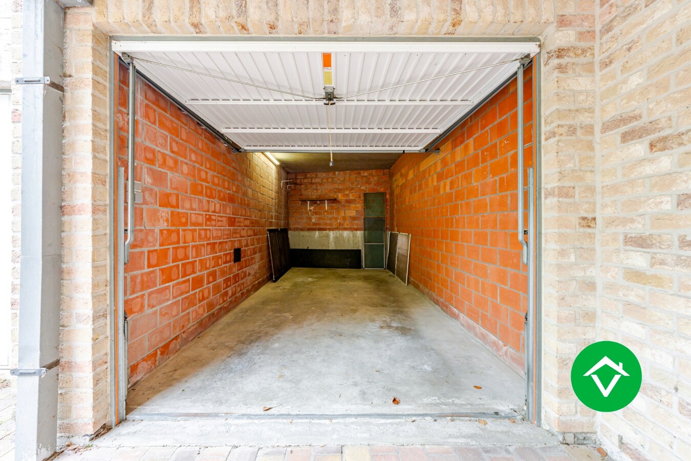 Prachtig gelegen penthouse met 3 slaapkamers en garage in centrum Torhout 