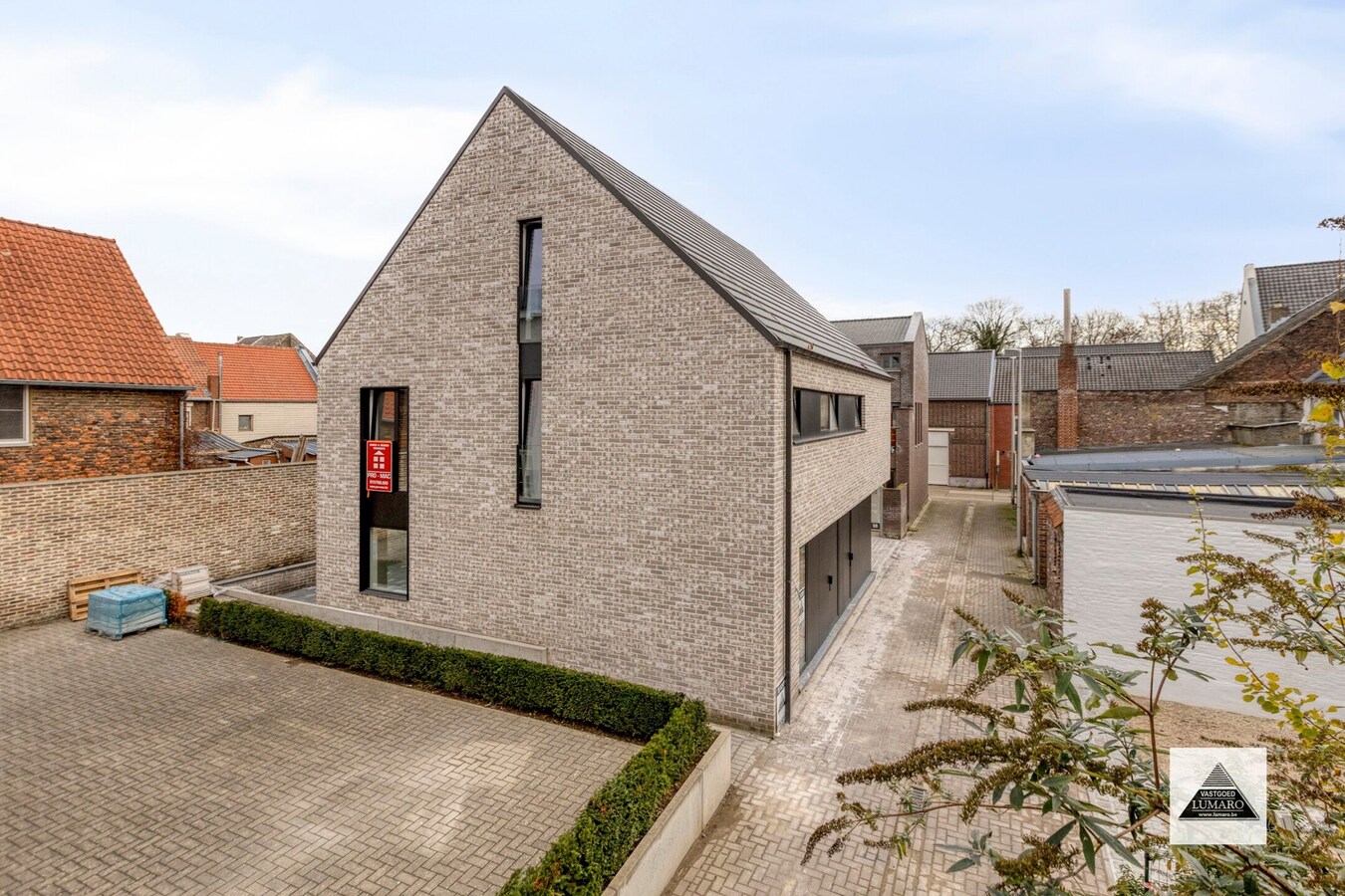 Nieuwbouw :  afgewerkte BEN-woning in hartje Stokkem. (Registratierechten) 