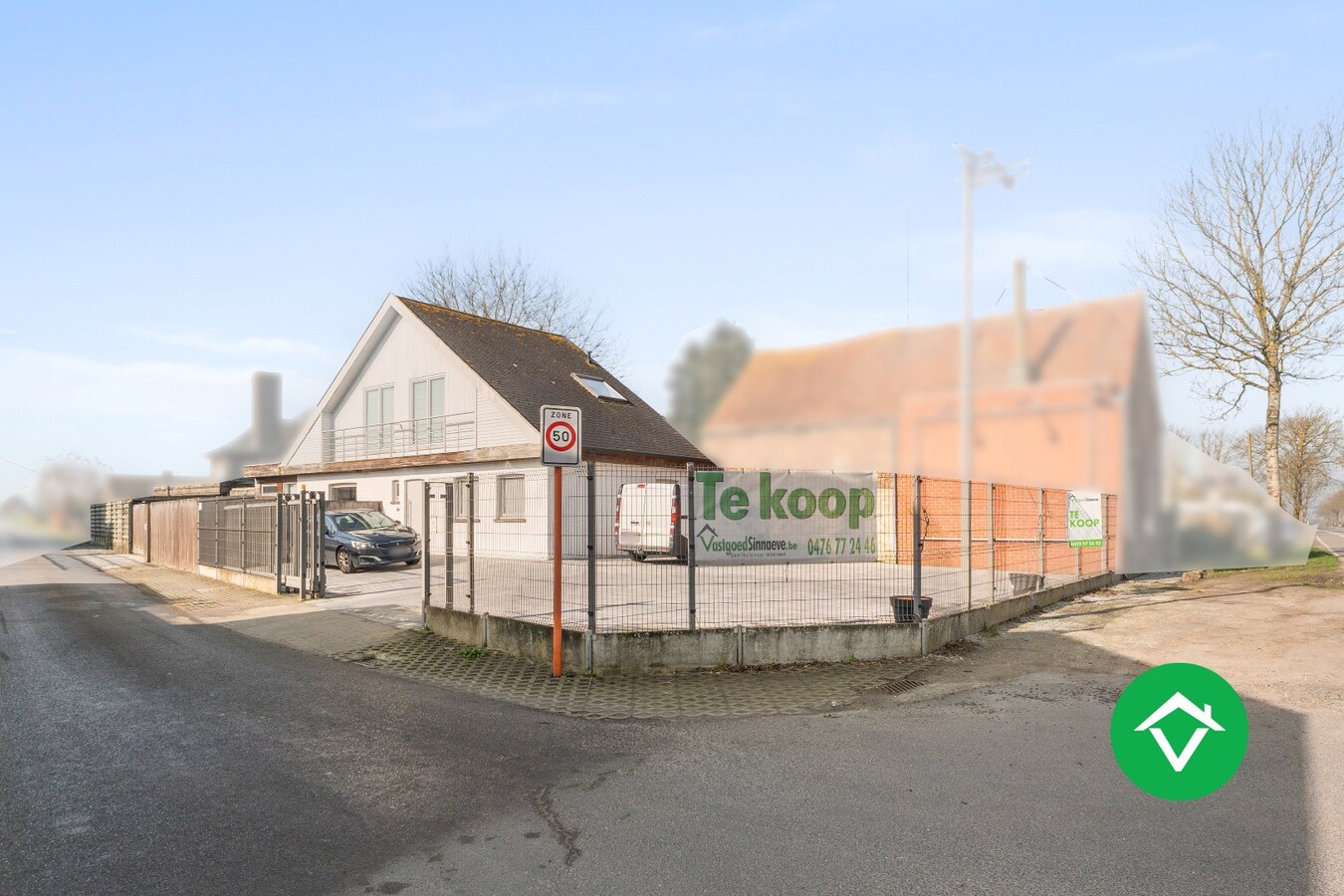 Functionele woning met drie slaapkamers, garage en ruime oprit te Ichtegem 