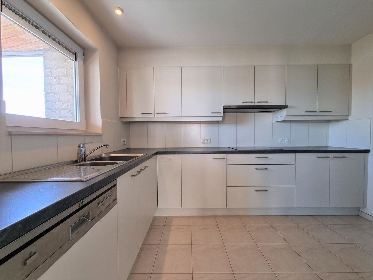 Hoekappartement (116m²) met open zicht aan het Albertstrand - Knokke 