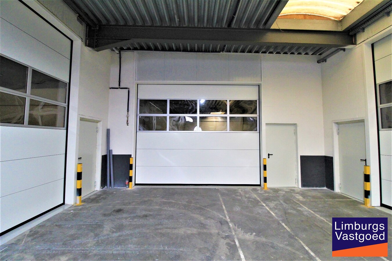 DE BEER - KMO UNITS - v.a. 110 m² tot 478 m² - Nabij E 313 