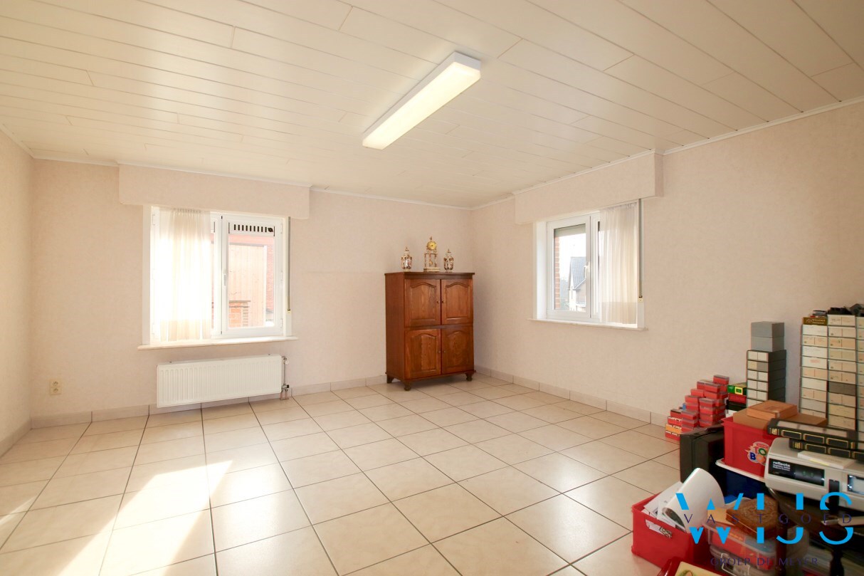 Ongelofelijk ruim woonhuis op een TOPlocatie ! 