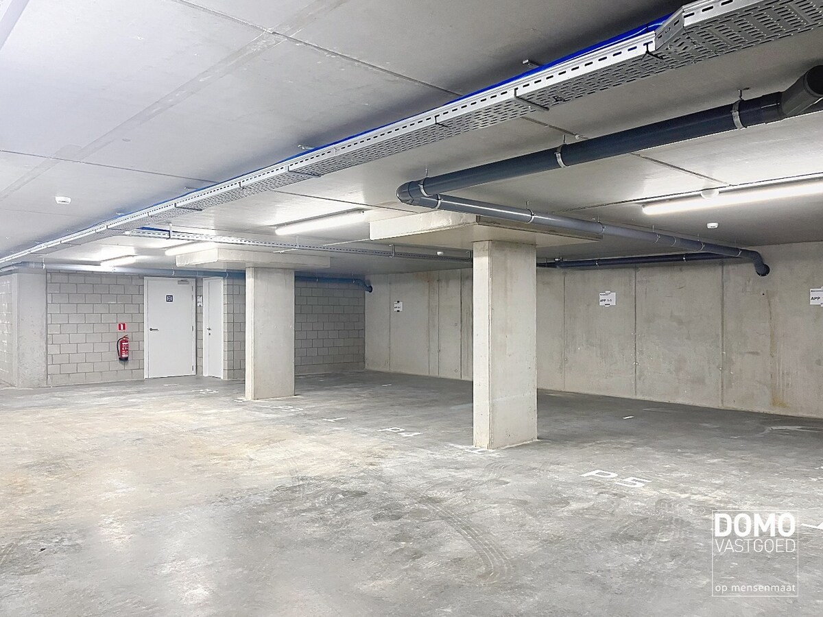 ONDERGRONDSE AUTOSTANDPLAATS TE HUUR IN CENTRUM KERMT (RESIDENTIE DE DRIESKENS) 