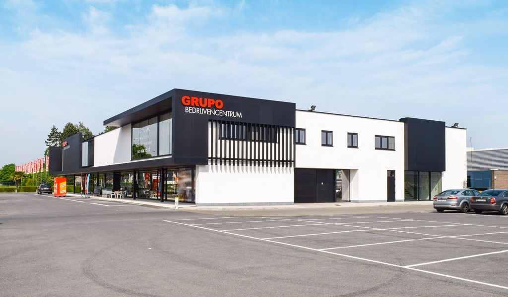 Opslagruimtes te huur langs de Gentse Steenweg in Lokeren