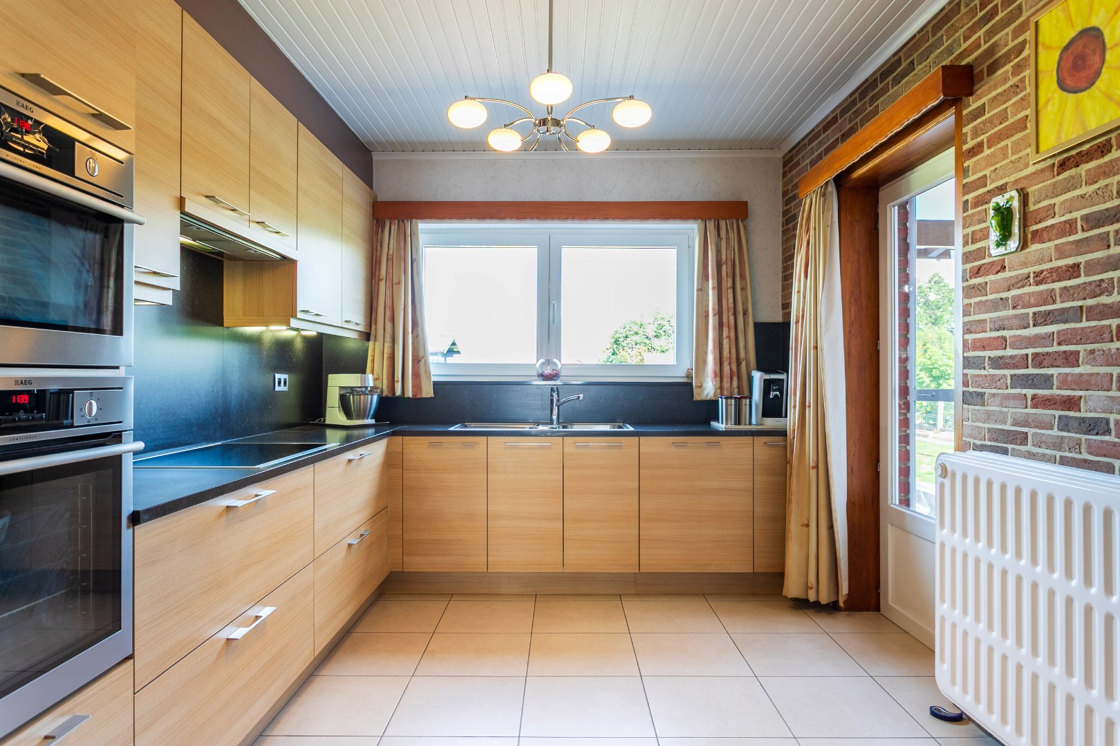 Energiezuinige woning (EPC B) met 3 slpk en tuin te Halle 